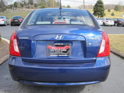 2011 Hyundai Accent  GLS