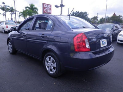 2010 Hyundai Accent  GLS