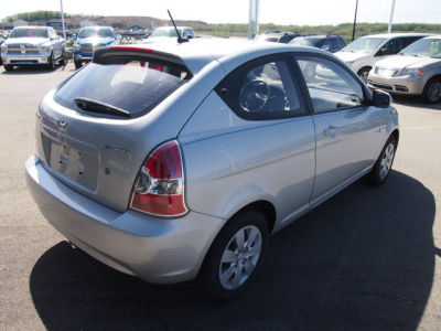 2010 Hyundai Accent Blue