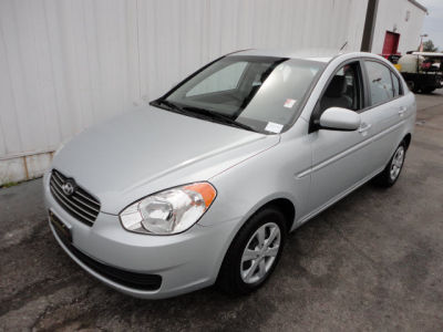 2010 Hyundai Accent  GLS