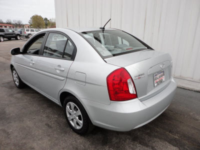 2010 Hyundai Accent  GLS