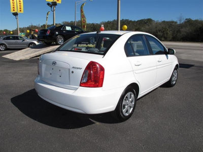 2011 Hyundai Accent GLS