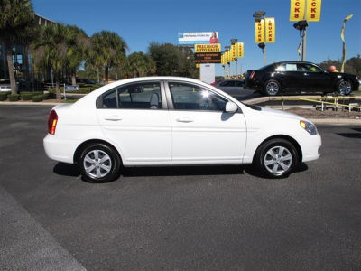 2011 Hyundai Accent GLS