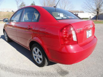 2011 Hyundai Accent  GLS