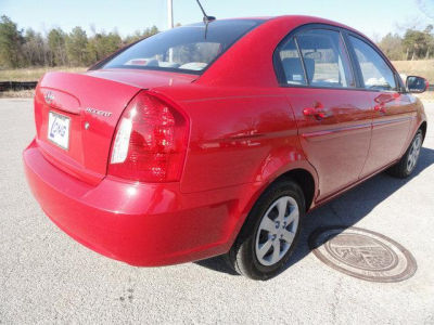 2011 Hyundai Accent  GLS