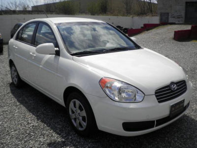 2009 Hyundai Accent  GLS