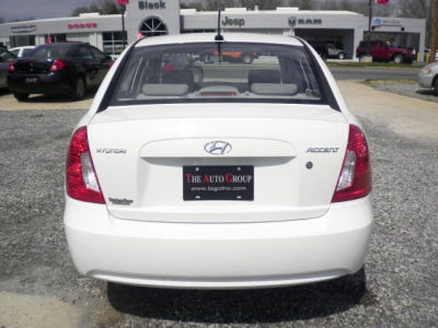2009 Hyundai Accent  GLS