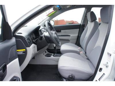 2010 Hyundai Accent GLS