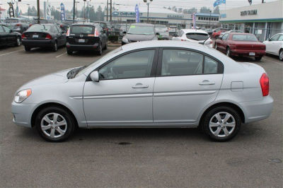2011 Hyundai Accent GLS