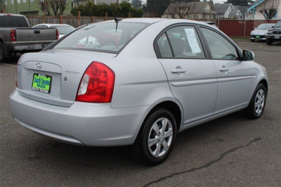 2011 Hyundai Accent GLS