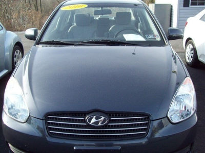 2010 Hyundai Accent  GLS