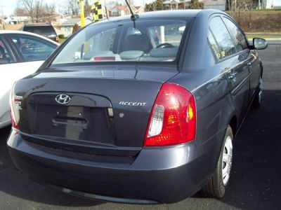 2010 Hyundai Accent  GLS
