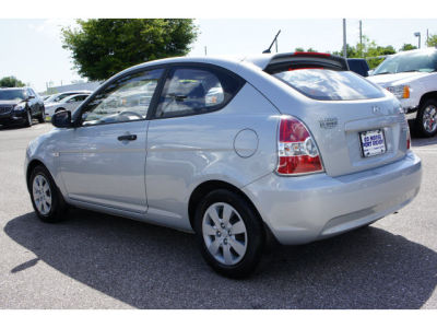2011 Hyundai Accent