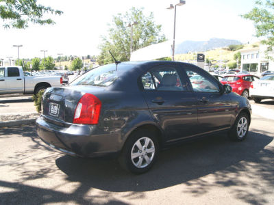 2011 Hyundai Accent  GLS
