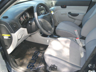 2011 Hyundai Accent  GLS