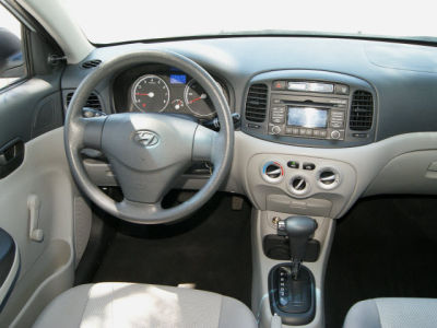 2011 Hyundai Accent  GLS