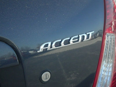 2011 Hyundai Accent  GLS