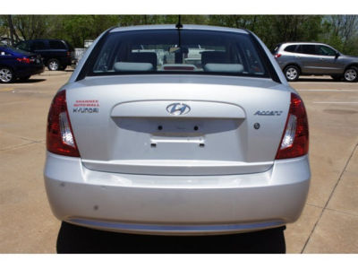 2010 Hyundai Accent  GLS