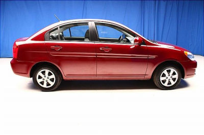 2010 Hyundai Accent  GLS