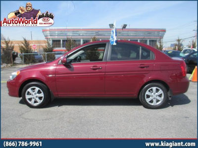 2011 Hyundai Accent GLS