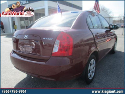 2011 Hyundai Accent GLS