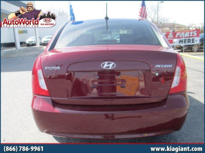 2011 Hyundai Accent GLS
