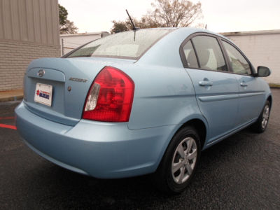 2011 Hyundai Accent  GLS