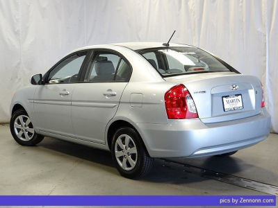 2010 Hyundai Accent  GLS