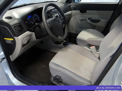 2010 Hyundai Accent  GLS