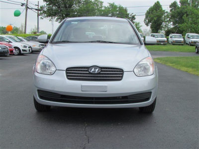 2010 Hyundai Accent  GLS