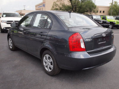 2011 Hyundai Accent GLS