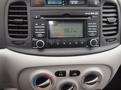 2011 Hyundai Accent GLS
