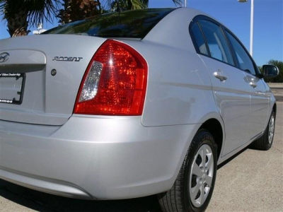 2011 Hyundai Accent  GLS