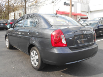 2011 Hyundai Accent  GLS