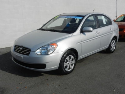 2011 Hyundai Accent GLS