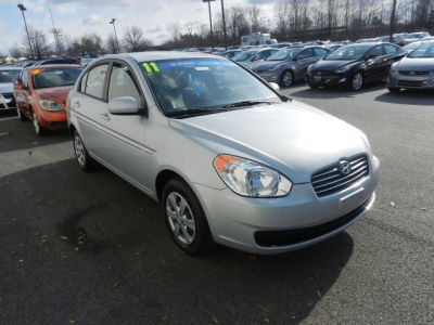 2011 Hyundai Accent GLS