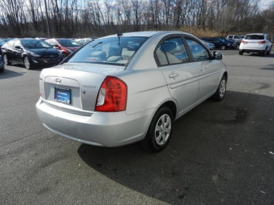 2011 Hyundai Accent GLS