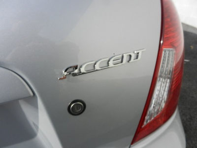 2011 Hyundai Accent GLS