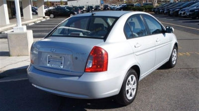 2011 Hyundai Accent GLS