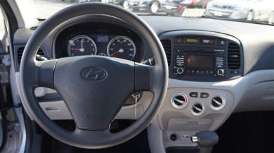 2011 Hyundai Accent GLS