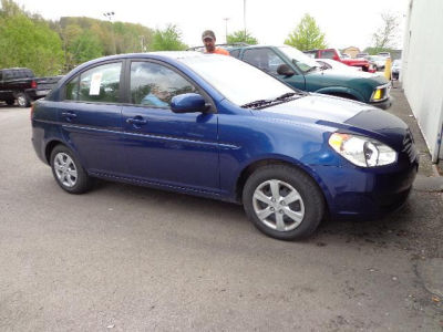 2011 Hyundai Accent GLS