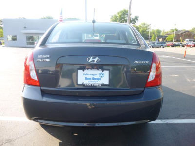 2011 Hyundai Accent  GLS
