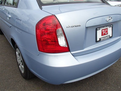 2011 Hyundai Accent  GLS