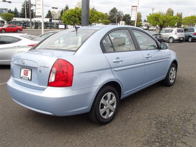 2011 Hyundai Accent  GLS