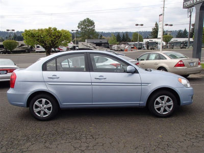 2011 Hyundai Accent  GLS