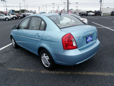 2010 Hyundai Accent GLS