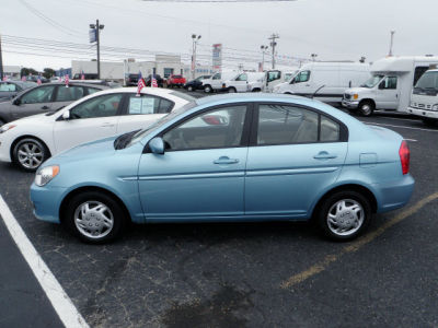2010 Hyundai Accent GLS