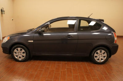 2010 Hyundai Accent Blue