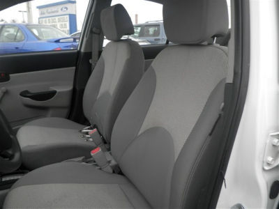 2011 Hyundai Accent  GLS