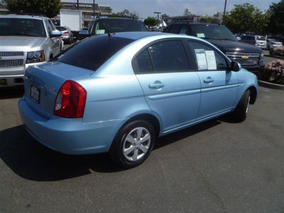 2010 Hyundai Accent GLS